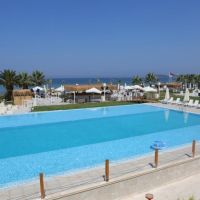 risus aqua beach resort hotel