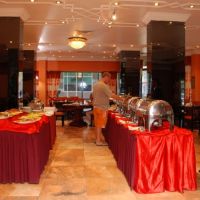 al bustan hotel flats