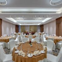 the s hotel al barsha.