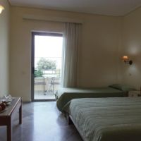 yakinthos hotel chania