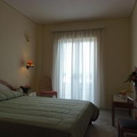yakinthos hotel chania