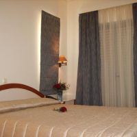 yakinthos hotel chania
