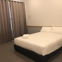 glur phuket patong beach