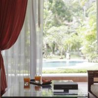 the pe la resort