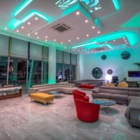 nicholas color hotel