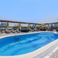landmark summit hotel