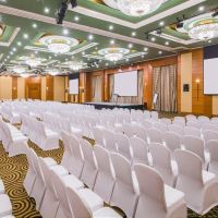 swissotel al murooj dubai