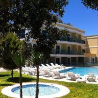 breeze beach hotel