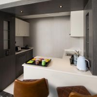 edge creekside hotel