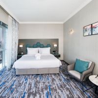 edge creekside hotel