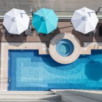 edge creekside hotel