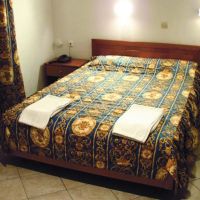 iris hotel 2*