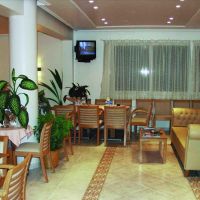iris hotel 2*