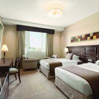 crowne plaza jumeirah dubai