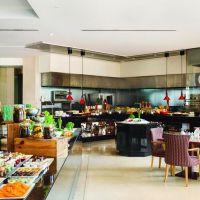 crowne plaza jumeirah dubai