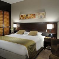 crowne plaza jumeirah dubai