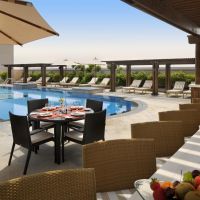 crowne plaza jumeirah dubai