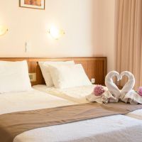sunny bay hotel
