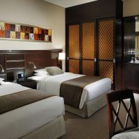 crowne plaza jumeirah dubai