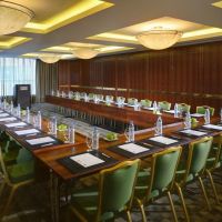 crowne plaza jumeirah dubai