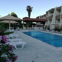 golden days hotel