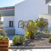 hillside studios & apartments