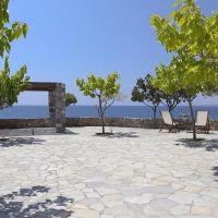 paraktio beach apartments