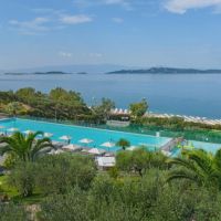 akrathos beach hotel