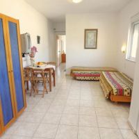 kassandra family apt hotel