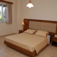 paleos family apartments