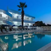 paleos family apartments
