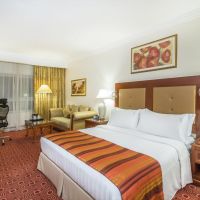 holiday inn bur dubai - embassy district.