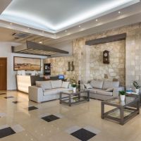 elotis suites