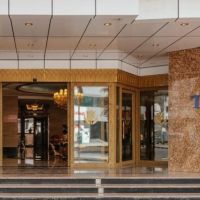 crystal plaza al majaz hotel(ex.tulip inn al khan hotel sharjah)