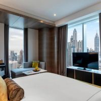 taj jumeirah lakes towers